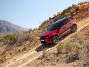 Land Rover Discovery Sport, Land Rover