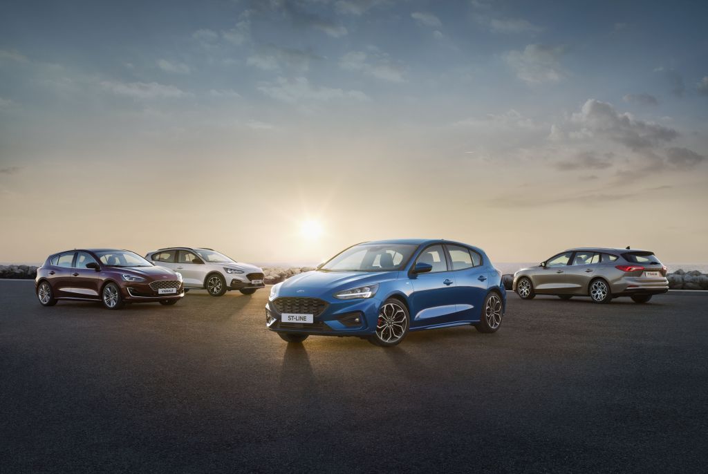 FORD_2018_FOCUS_RANGE__02