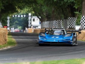 VW ID.R по-бърз от болид от Формула 1 Фолксваген ID.R
