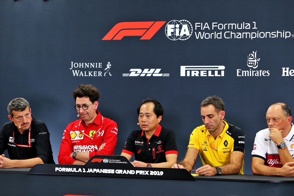 Formula One World Championship Гюнтер Щайнер, Матия Биното, Тойохару Танабе, Сирил Абитебул, Фредерик Васьор