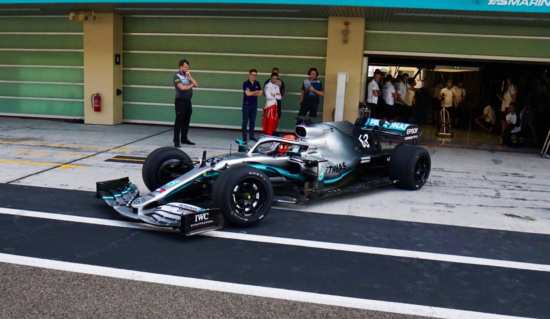 2019_test 12december 9 abu dhabi russell 18-инчови гуми, 18-цолови гуми