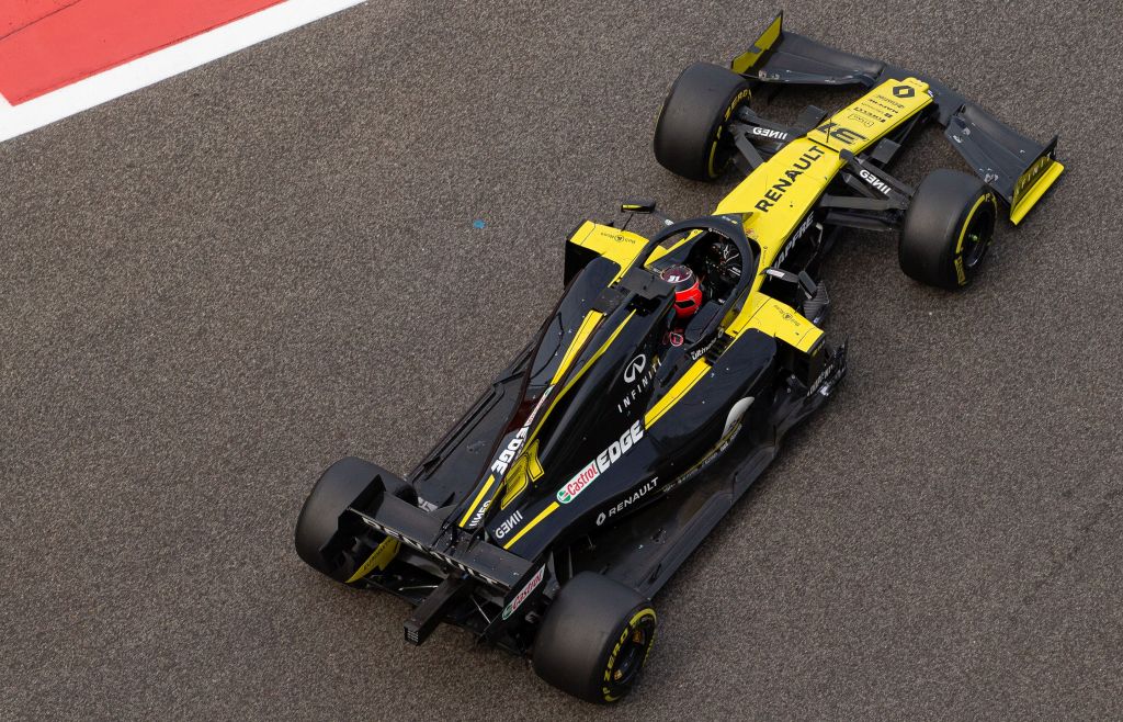 Motor Racing - Formula One Testing - Abu Dhabi, UAE Естебан Окон