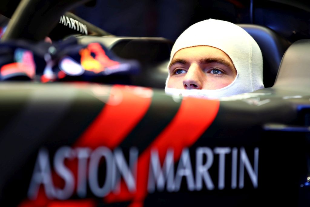 aston martin red bull 2019 Макс Верстапен