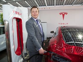 Илон Мъск, Tesla