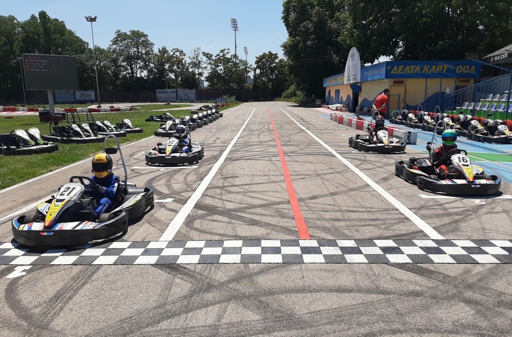 2020_karting lauta 02round summer junior 14 grid 2020 RaceFacer втори кръг Лаута