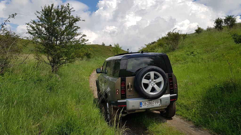 Land Rover Defender