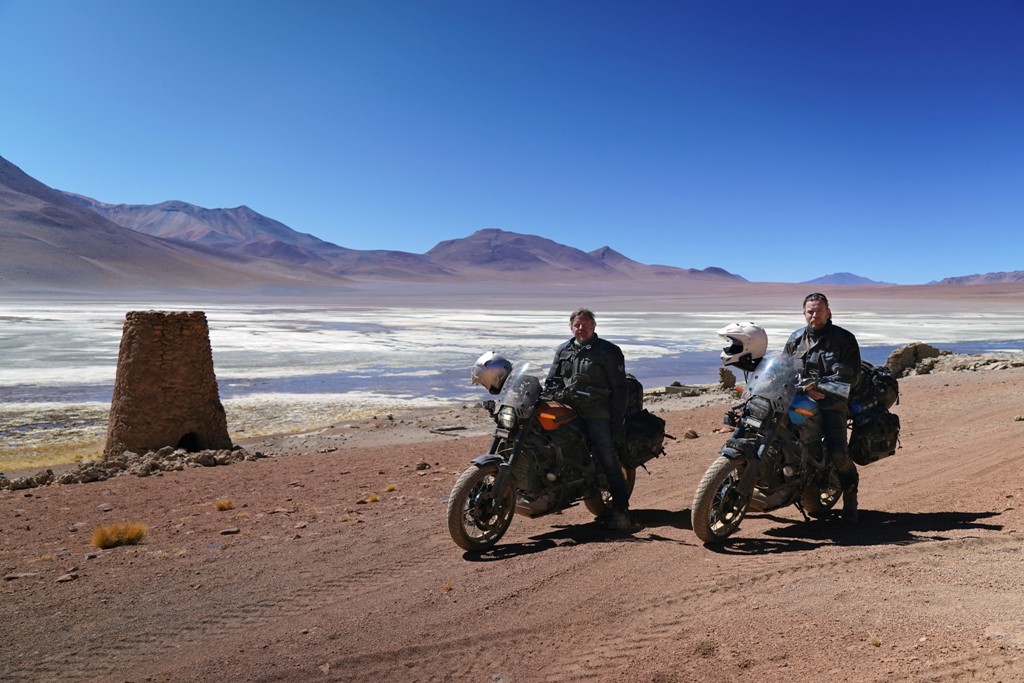 Long Way Up Long Way Up, Harley-Davidson LiveWire, Юън Макгрегър, Чарли Бурман