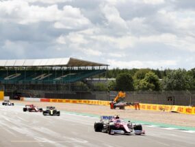 6 F1 отбора искат промяна на правилото, позволяващо обновяване без токени за 2021 г. Ланс Строл, Хаас, Кевин Магнусен
