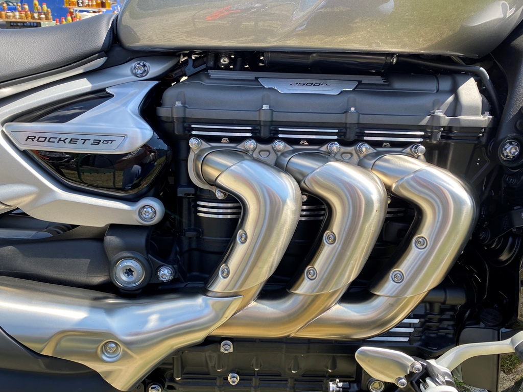 Triumph Rocket - двигател
