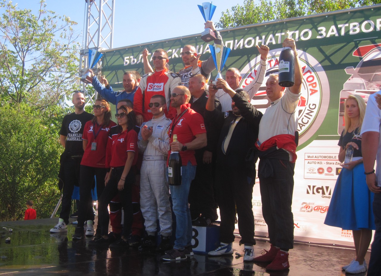 2020_pista stz podium