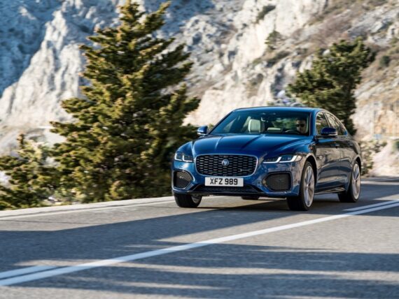 Jaguar XF