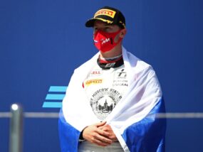 Мазепин тренира за намаляване на стресовите нива Никита Мазепин