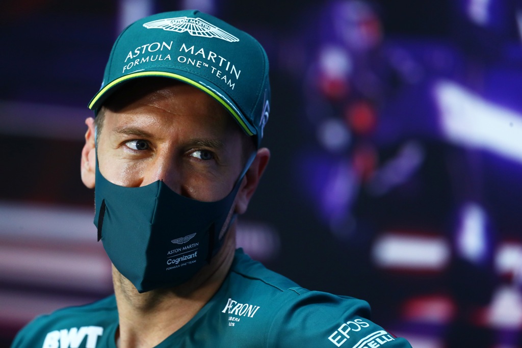 Sebastian Vettel, Aston Martin in the Press Conference Себастиан Фетел