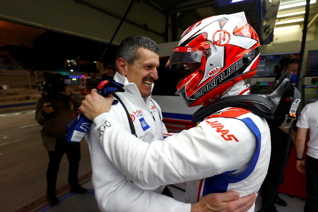 Formula 1 2022: Bahrain GP Гюнтер Щайнер, Кевин Магнусен