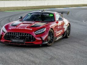 Мерцедес AMG GT Black Series