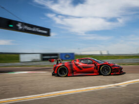 Ферари 296 GT3