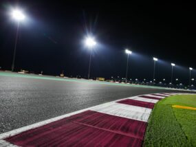Катар или Сингапур ще замести Русия; F1 пилоти се опасяват, че легендарни стартове ще отпаднат от календара в бъдеще Катар, Лосаил