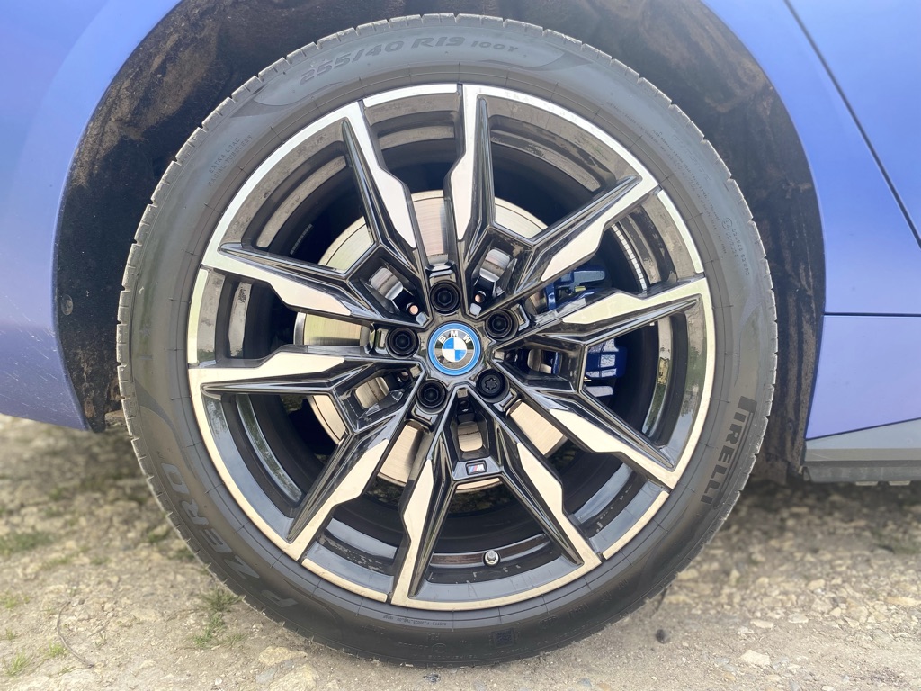 BMW i4 M50
