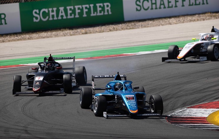 2022_colov F4 portimao sunday win 1