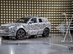 Jaguar Land Rover с изявен стремеж към електрифицирано и свързано бъдеще