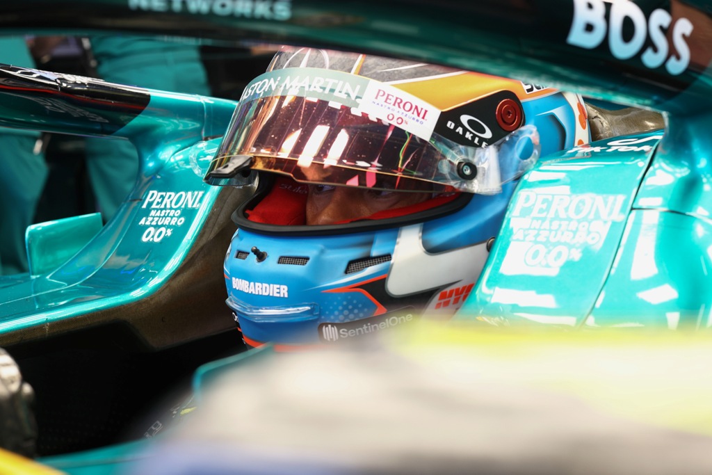 Nyck de Vries, Aston Martin Ник де Врис