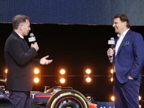 Хорнер: Партньорството с Форд е коренно различно от това, което обсъждахме с Порше Кристиан Хорнер и Джим Фарли, Ред Бул и Форд
