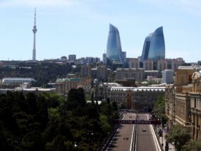 пистата в Баку