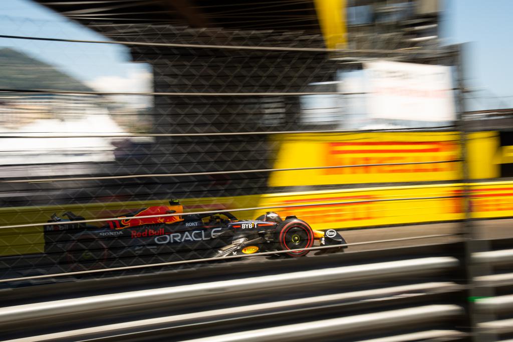 Ред Бул RB19 Ред Бул RB19