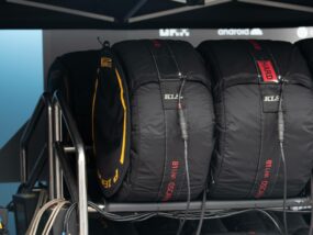 F1 ще използва гуми с подгряващи одеяла и през 2024 г. подгряващи одеяла за гуми