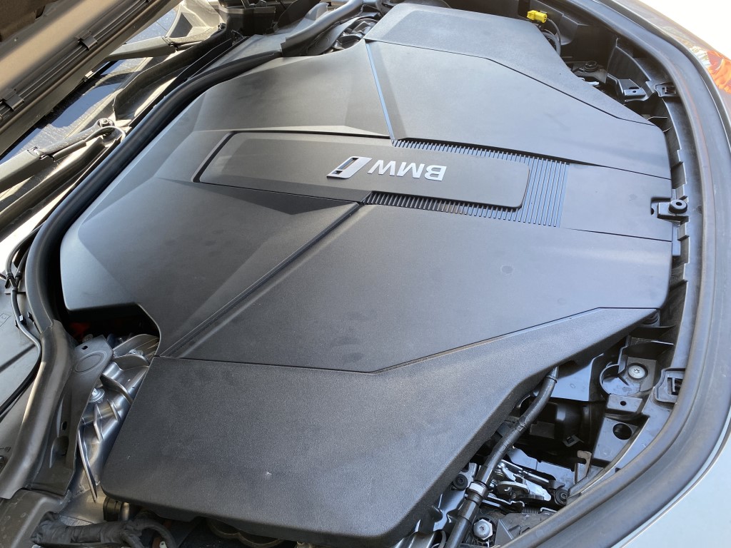 BMW i7