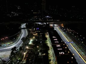 Пилоти от F1 искат запазване на новата конфигурация на Марина Бей Марина Бей, Сингапур
