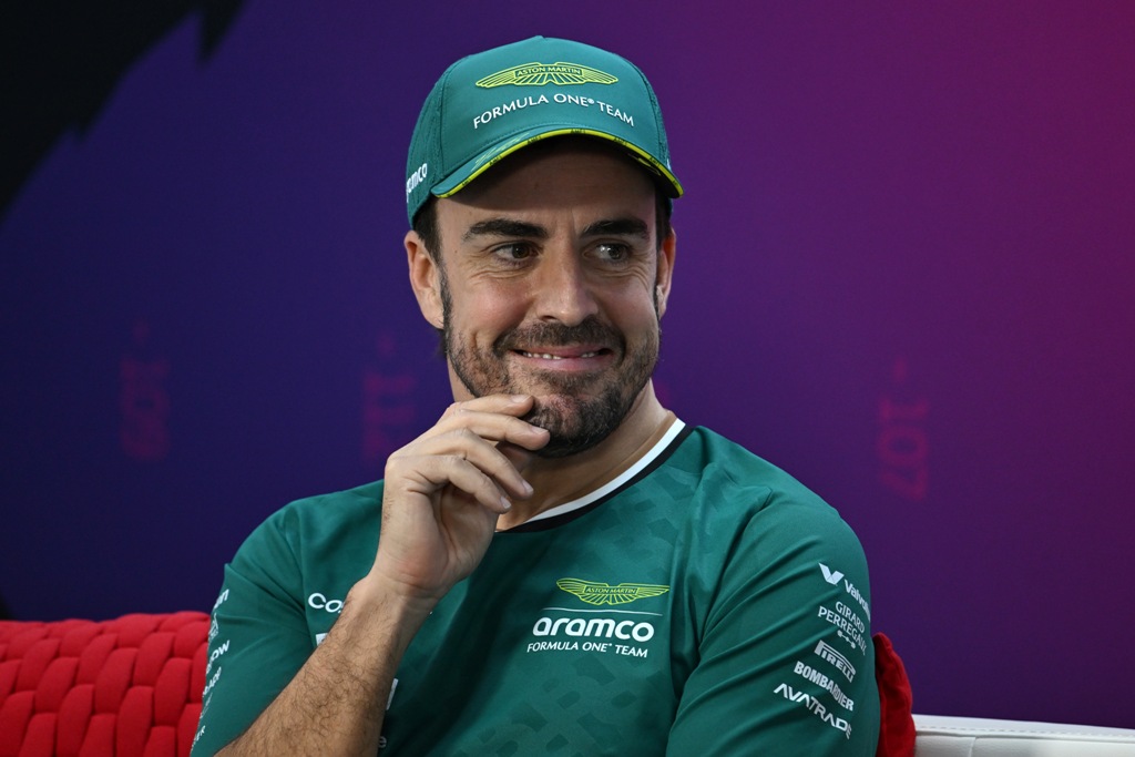 Press Conference Fernando Alonso, Aston Martin F1 Team Фернандо Алонсо