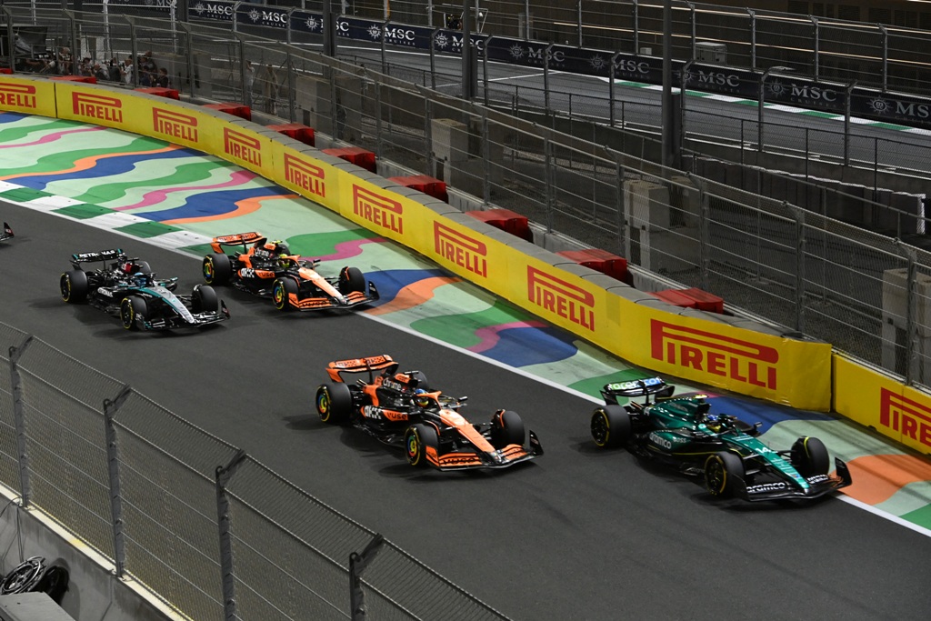 Formula 1 2024: Saudi Arabian GP Фернандо Алонсо, Оскар Пиастри, Ландо Норис, Джордж Ръсел