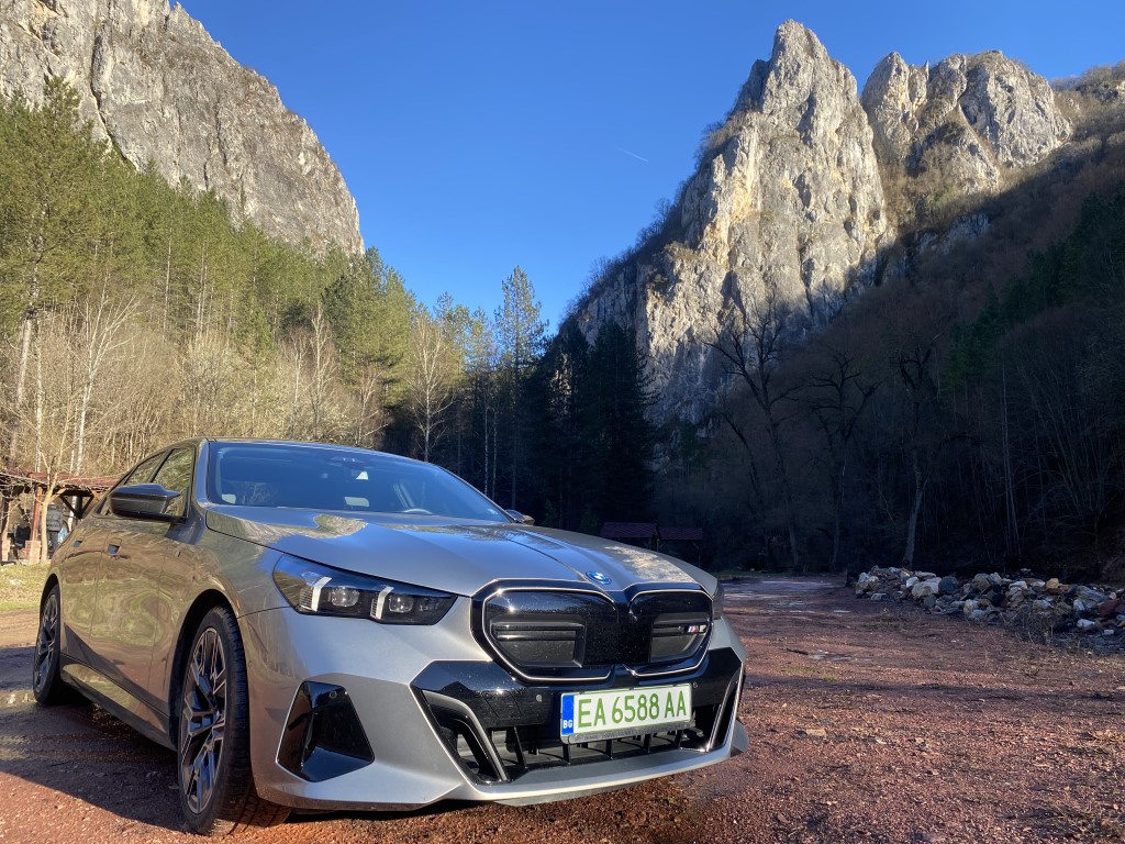 BMW i5