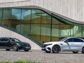 Mercedes-AMG E 53 HYBRID 4Matic+: Тежък, но бърз Mercedes-AMG E 53 HYBRID 4Matic+