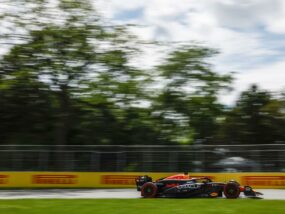 Верстапен: Можем да решим проблемите на RB20, без да правим компромис с други аеродинамични характеристики Макс Верстапен