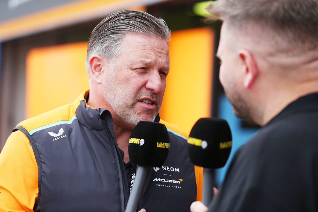 Zak Brown, CEO, McLaren Racing, is interviewed Зак Браун
