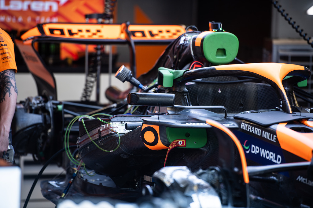 Макларън MCL38 Макларън MCL38