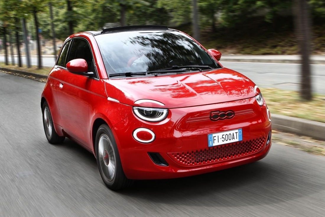 FIAT 500e _result Fiat 500е с италиански чар