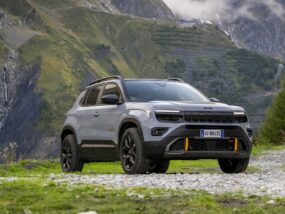 Jeep Avenger 4xe The North Face Edition – премиера в Брюксел Jeep Avenger 4xe The North Face Edition