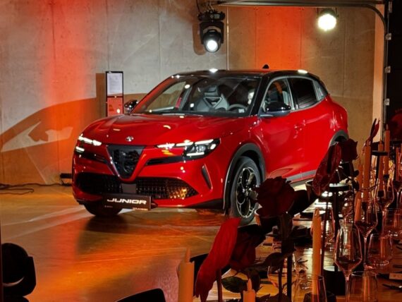 Alfa Romeo Junior