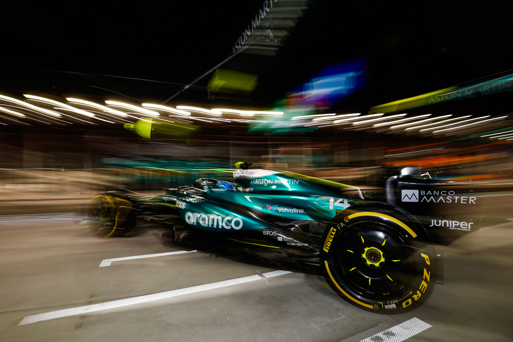 Астън Мартин F1 Астън Мартин F1
