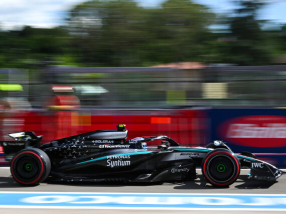Мерцедес F1 W16