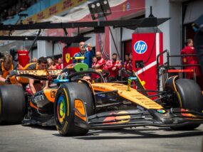 Макларън MCL39