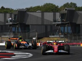 Люис Хамилтън, Ландо Норис, Макларън F1, Ферари F1