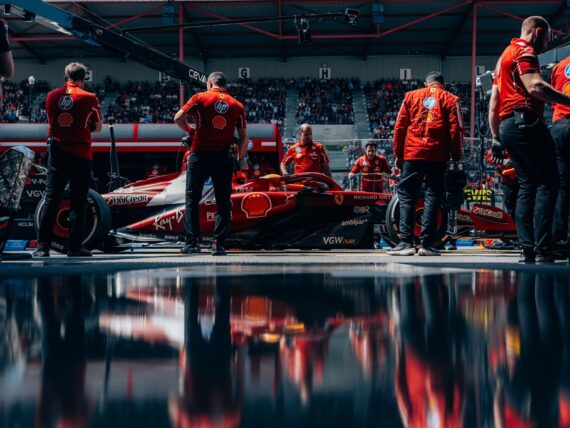 Люис Хамилтън, Ферари F1