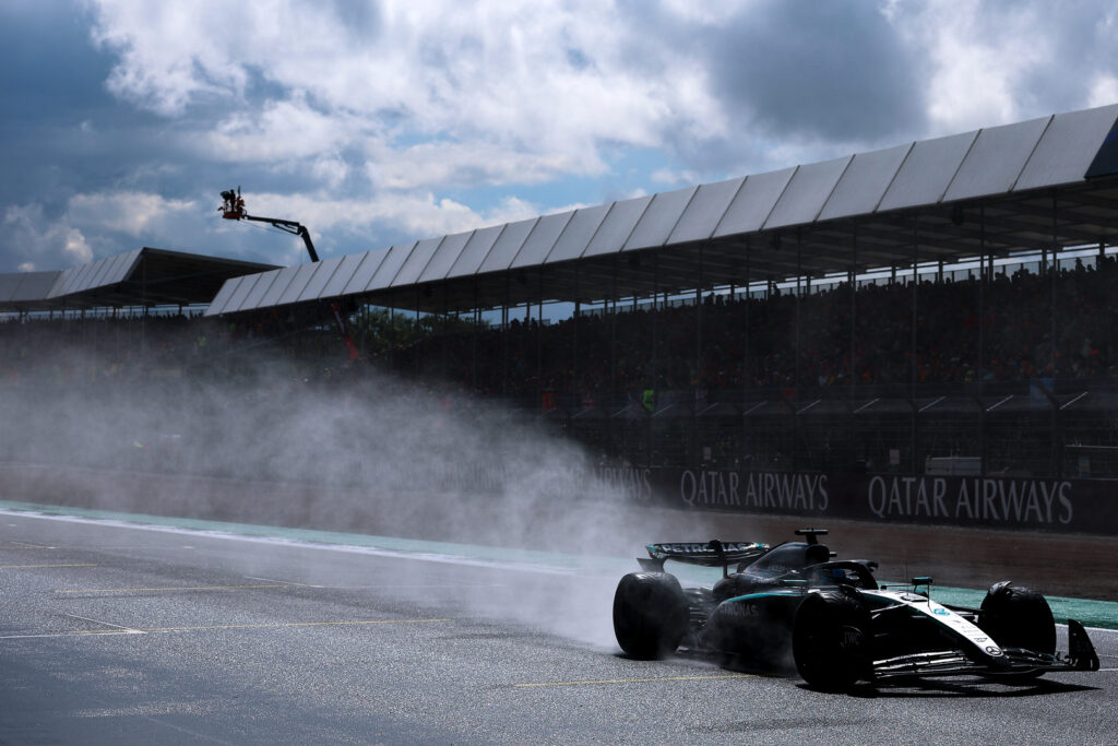 Мерцедес F1 W16 Мерцедес F1 W16