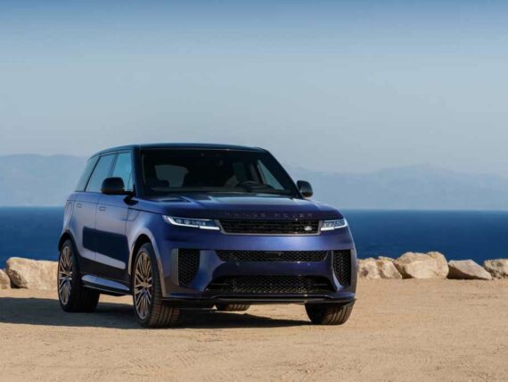 Range Rover Sport SV Bespoke Nocturne