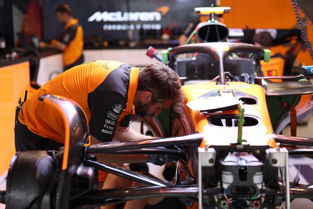 337 Макларън F1