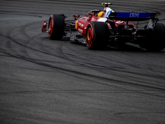 Люис Хамилтън, Ферари F1